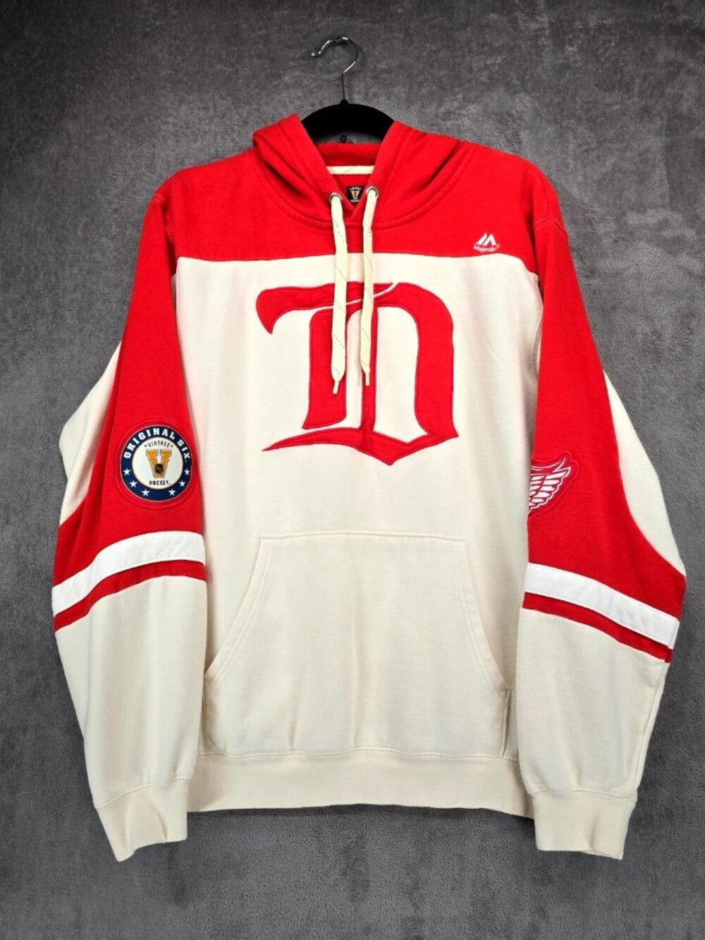Vintage Majestic Old English D Detroit Red Wings Hockey Hoodie Men's Size Medium